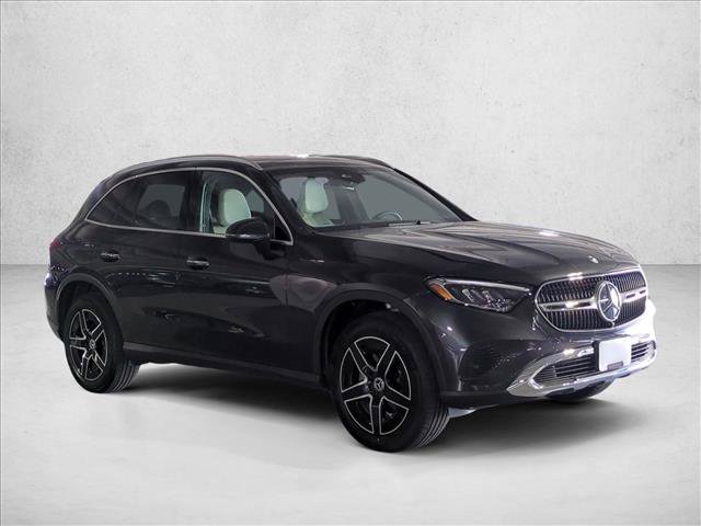 Certified 2026 Mercedes-Benz GLC 300 image 3