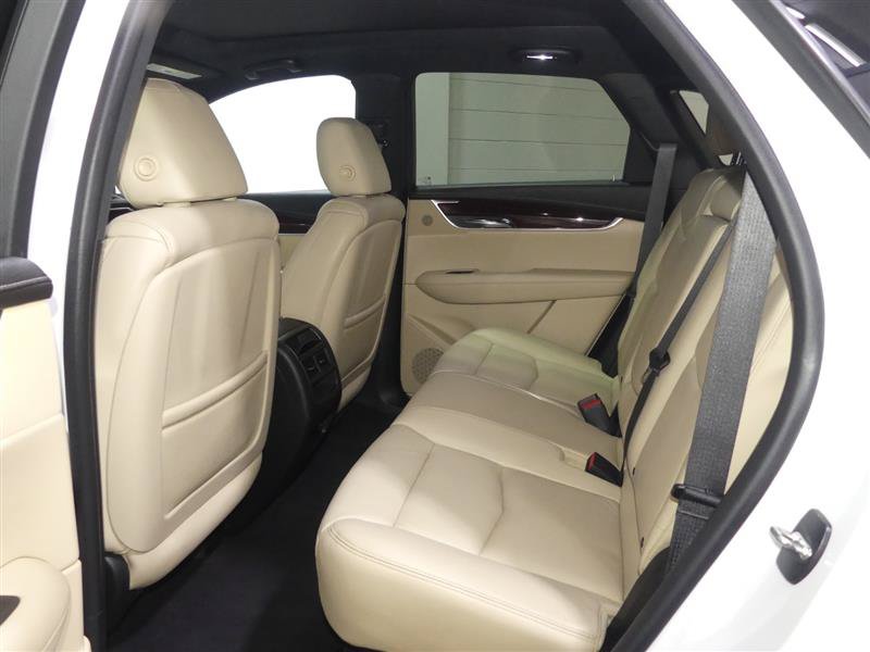 Used 2017 Cadillac XT5 Luxury AWD/4WD image 27