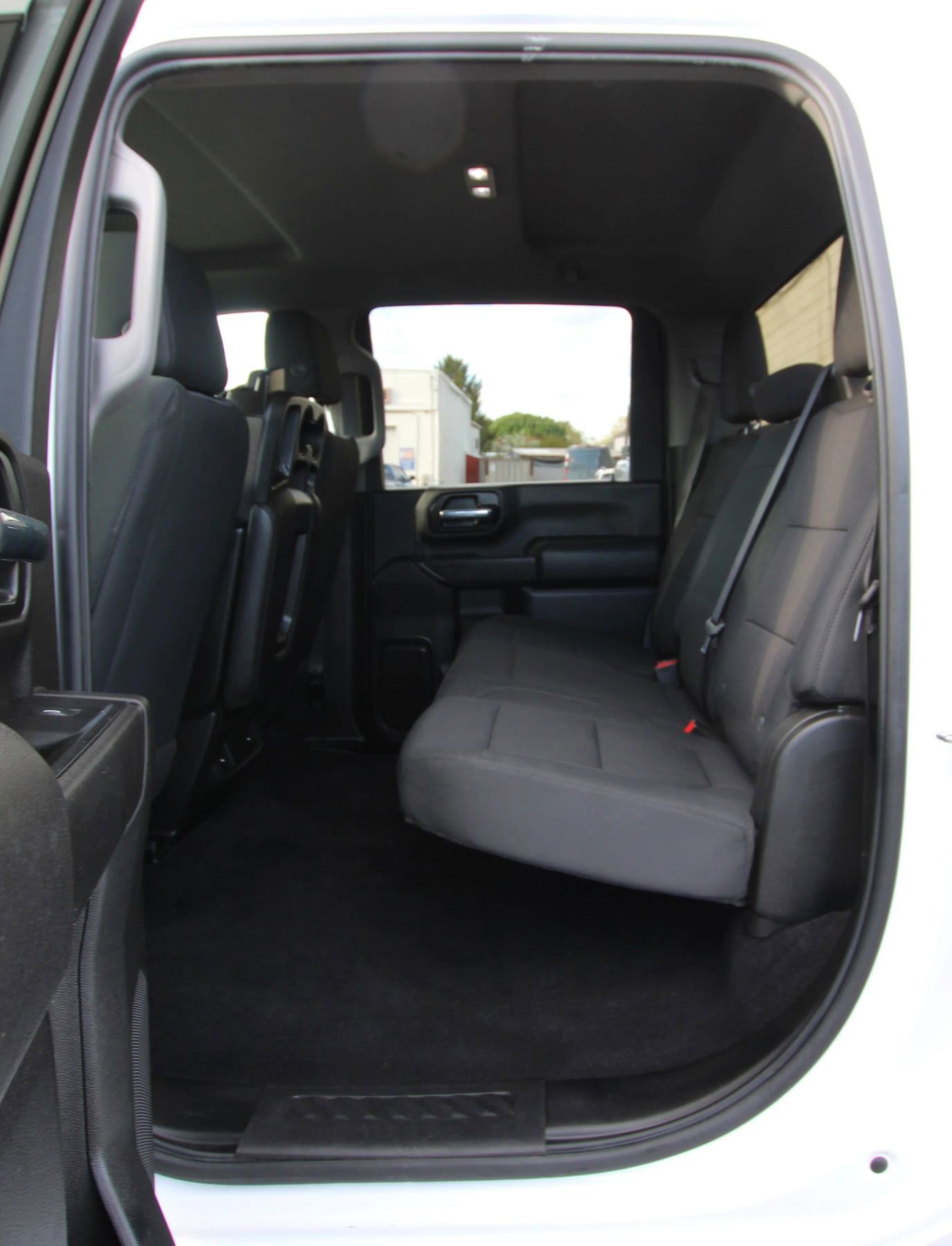 Used 2020 Chevrolet Silverado 2500 Custom w/ Custom Value Package image 11