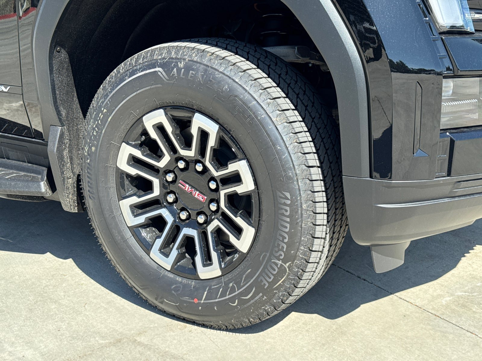 Used 2026 GMC Sierra EV Elevation AWD/4WD image 6