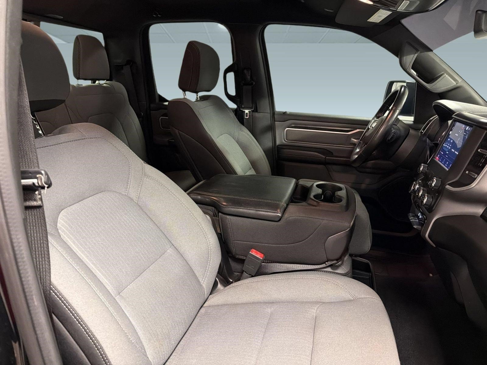 Used 2023 RAM 1500 Big Horn AWD/4WD image 24