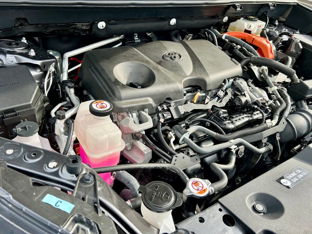 Used 2021 Toyota RAV4 Limited AWD/4WD image 24