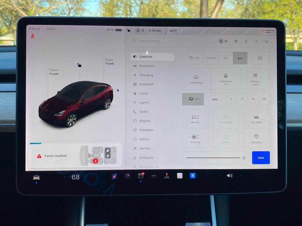 Used 2020 Tesla Model Y Long Range image 23