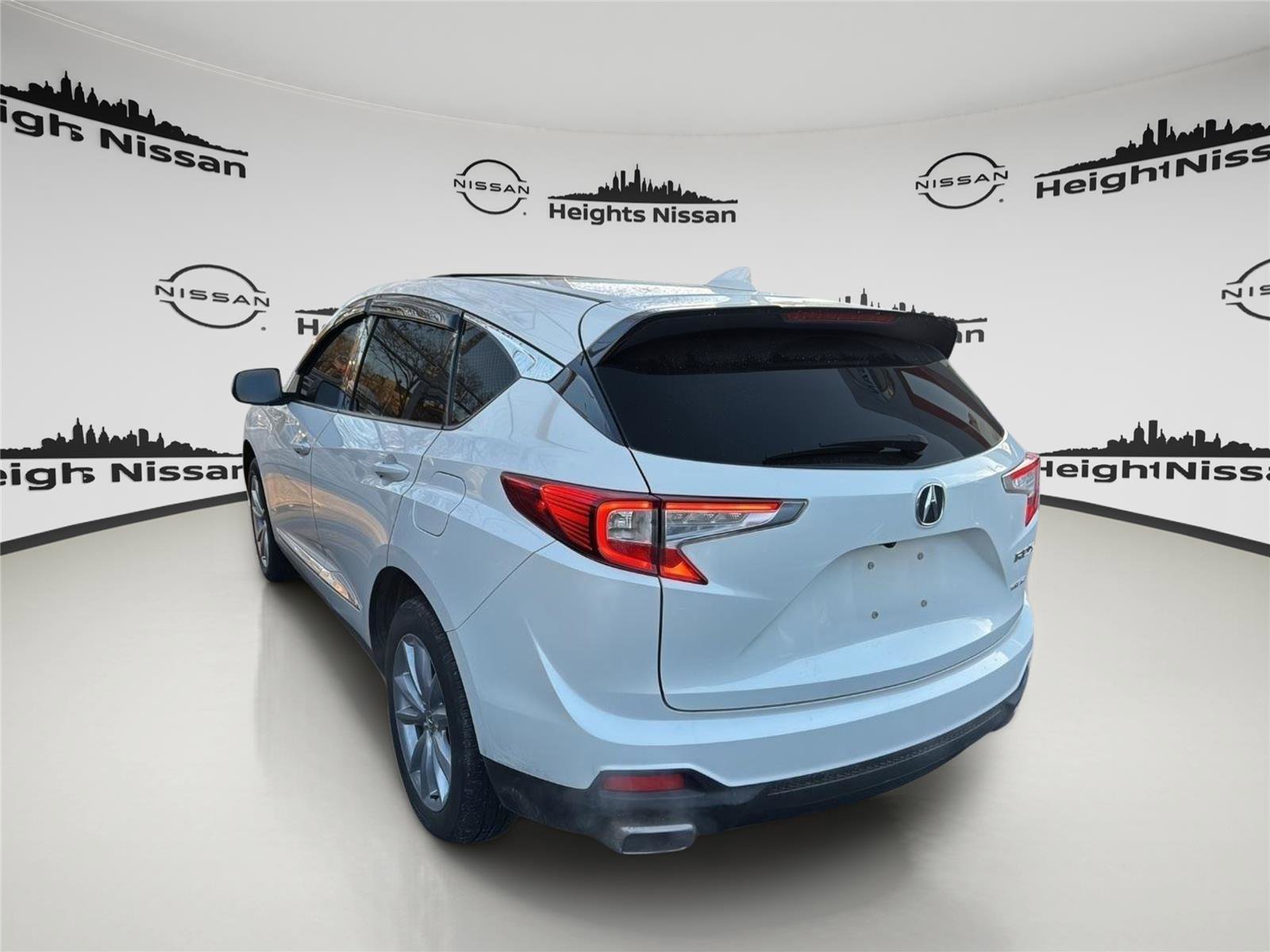 Used 2023 Acura RDX image 2