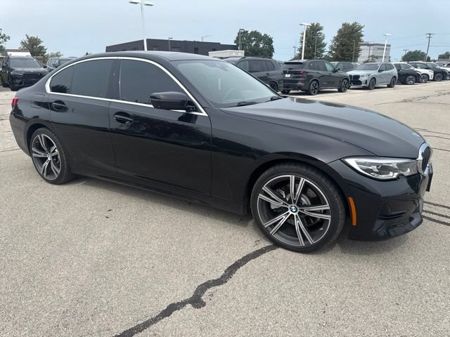 Used 2020 BMW 330i xDrive Sedan AWD/4WD image 2