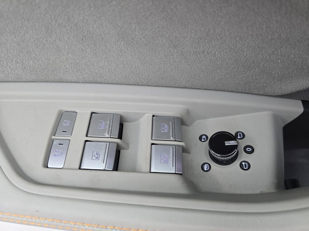 Used 2023 Audi e-tron Chronos w/ Chronos Package image 55