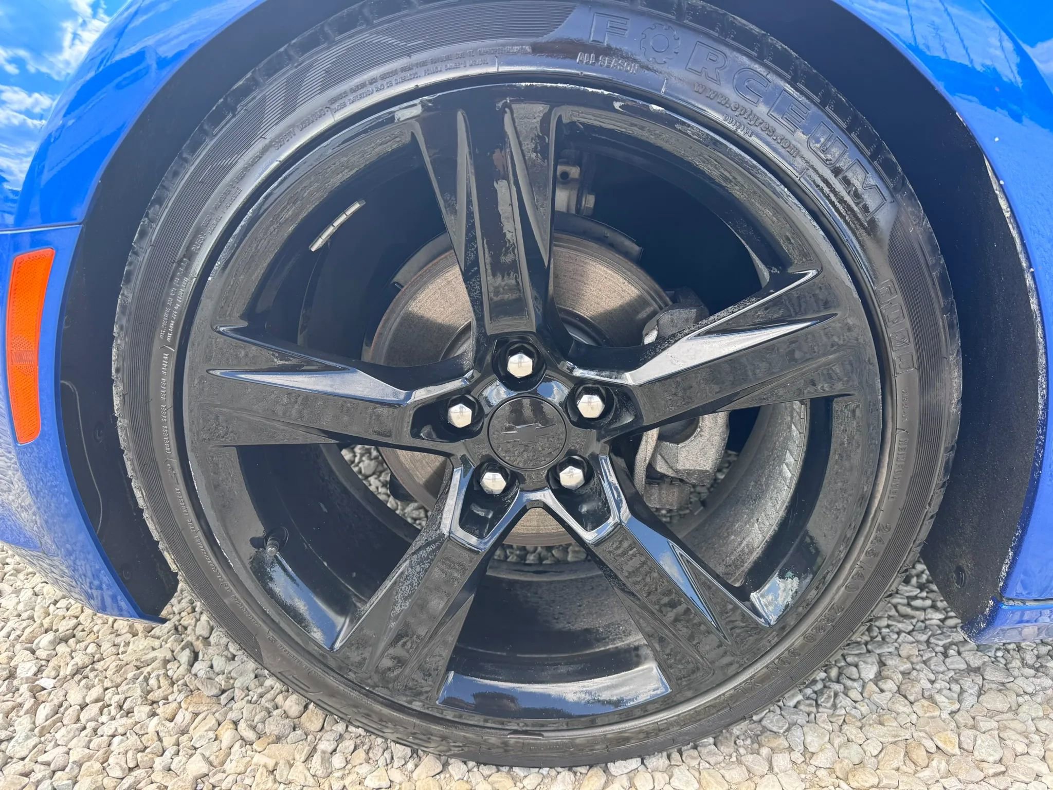 Used 2018 Chevrolet Camaro LT RWD image 19