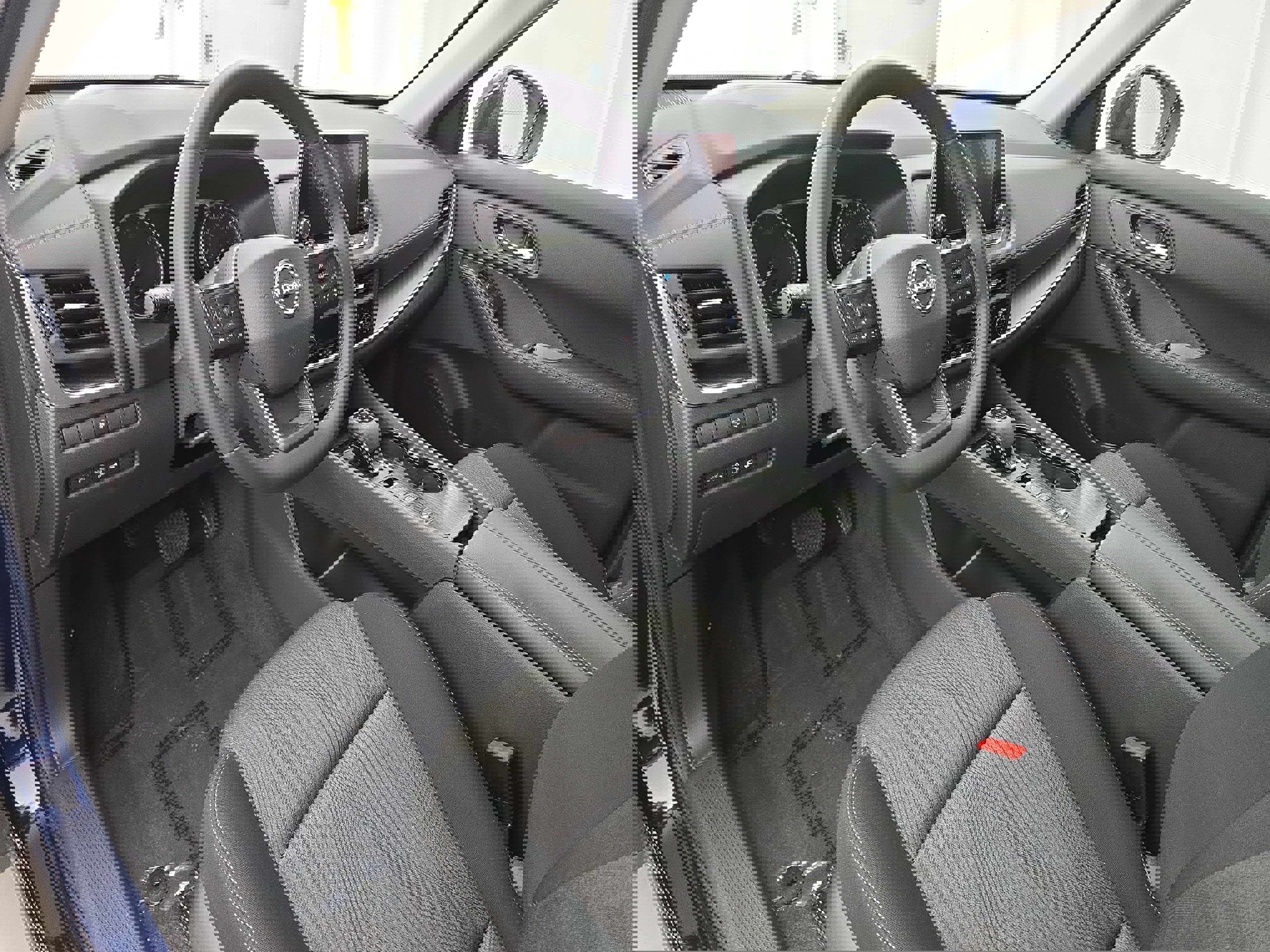 Certified 2025 Nissan Rogue SV image 16