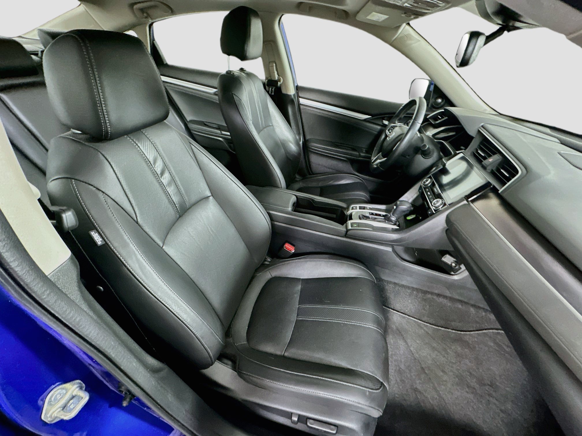 Used 2017 Honda Civic Touring image 31