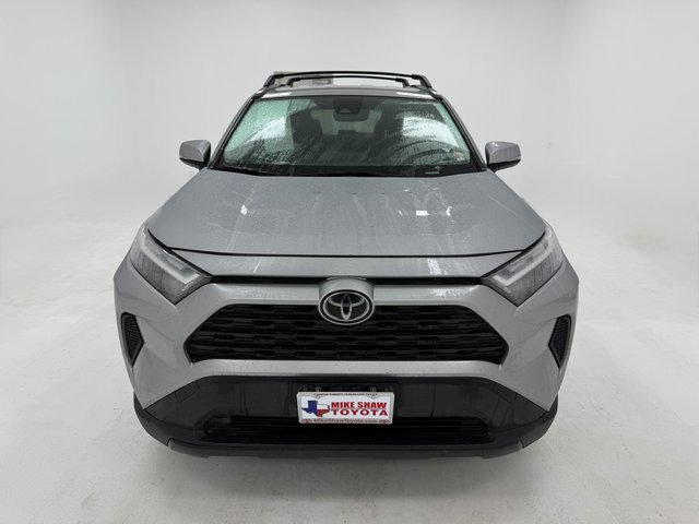 Used 2024 Toyota RAV4 XLE image 3