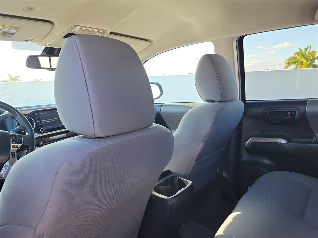 Used 2022 Toyota Tacoma SR5 w/ Technology Package image 12