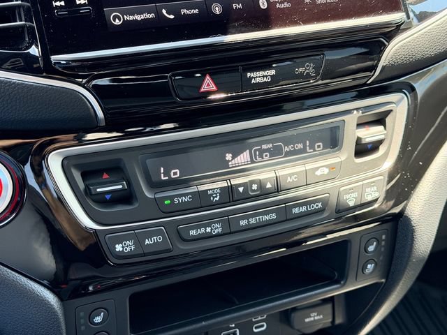 Used 2024 Honda Ridgeline Black Edition image 19