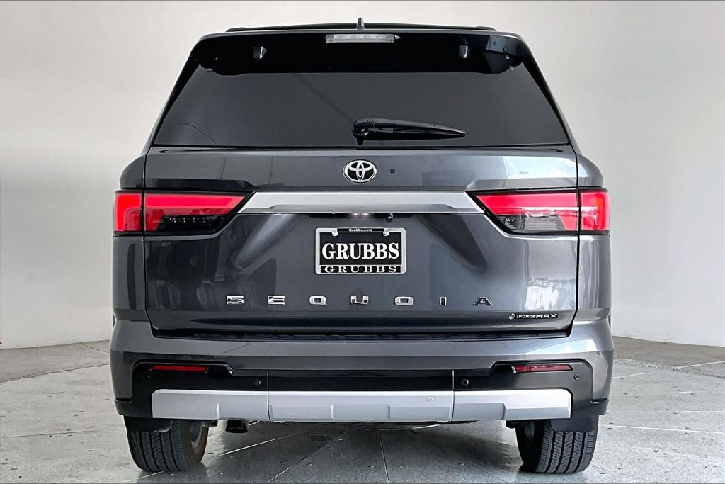Used 2026 Toyota Sequoia Capstone AWD/4WD image 5