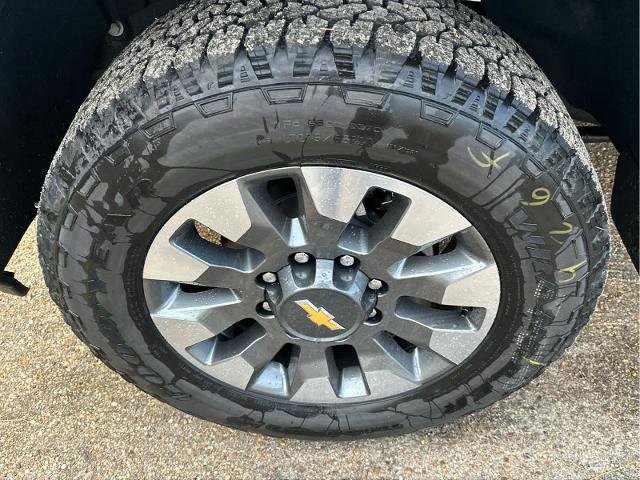 New 2026 Chevrolet Silverado 2500 Custom w/ Custom Value Package image 11