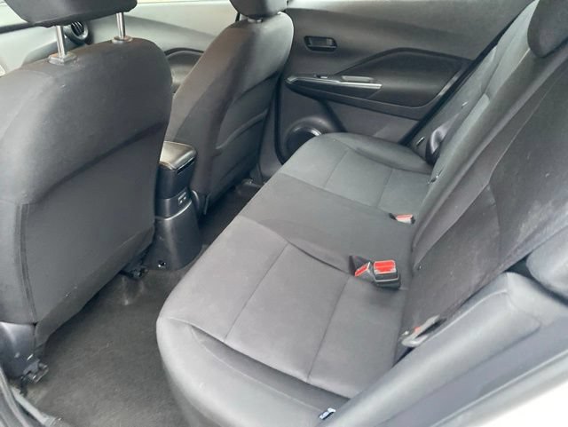 Used 2023 Nissan Kicks S FWD image 19