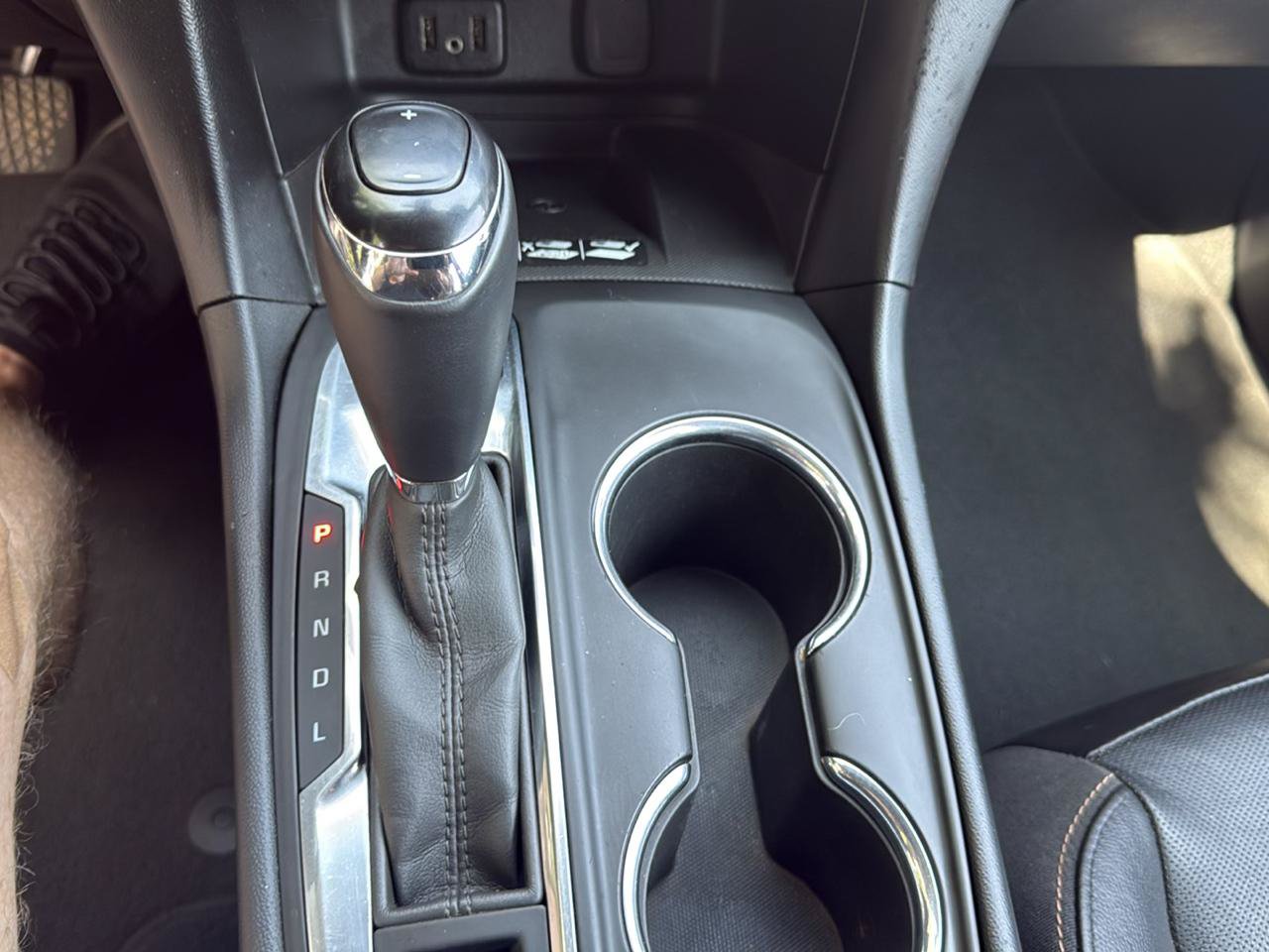 Used 2018 Chevrolet Equinox Premier AWD/4WD image 19