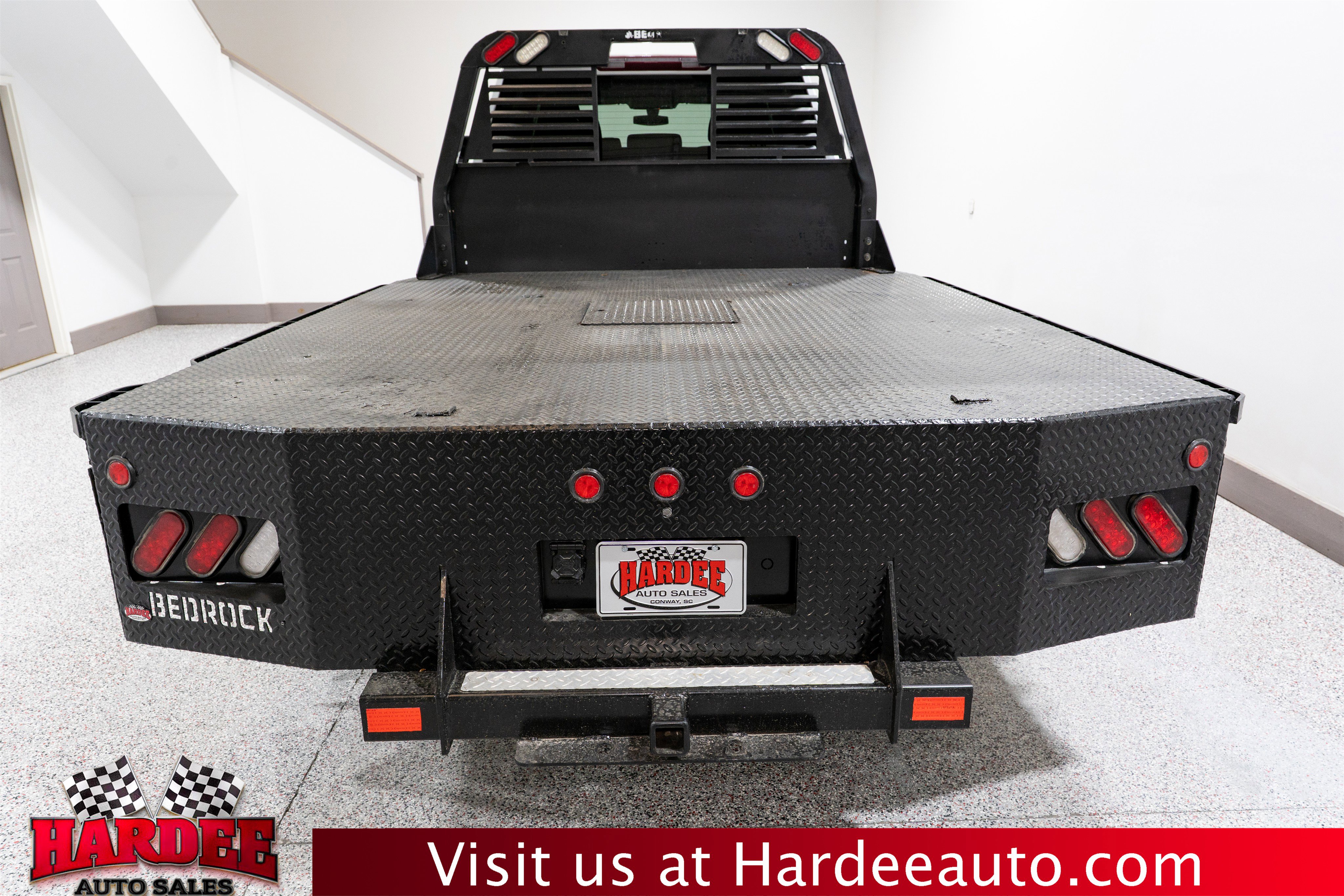 Used 2022 Chevrolet Silverado 3500 LT w/ Convenience Package AWD/4WD image 4