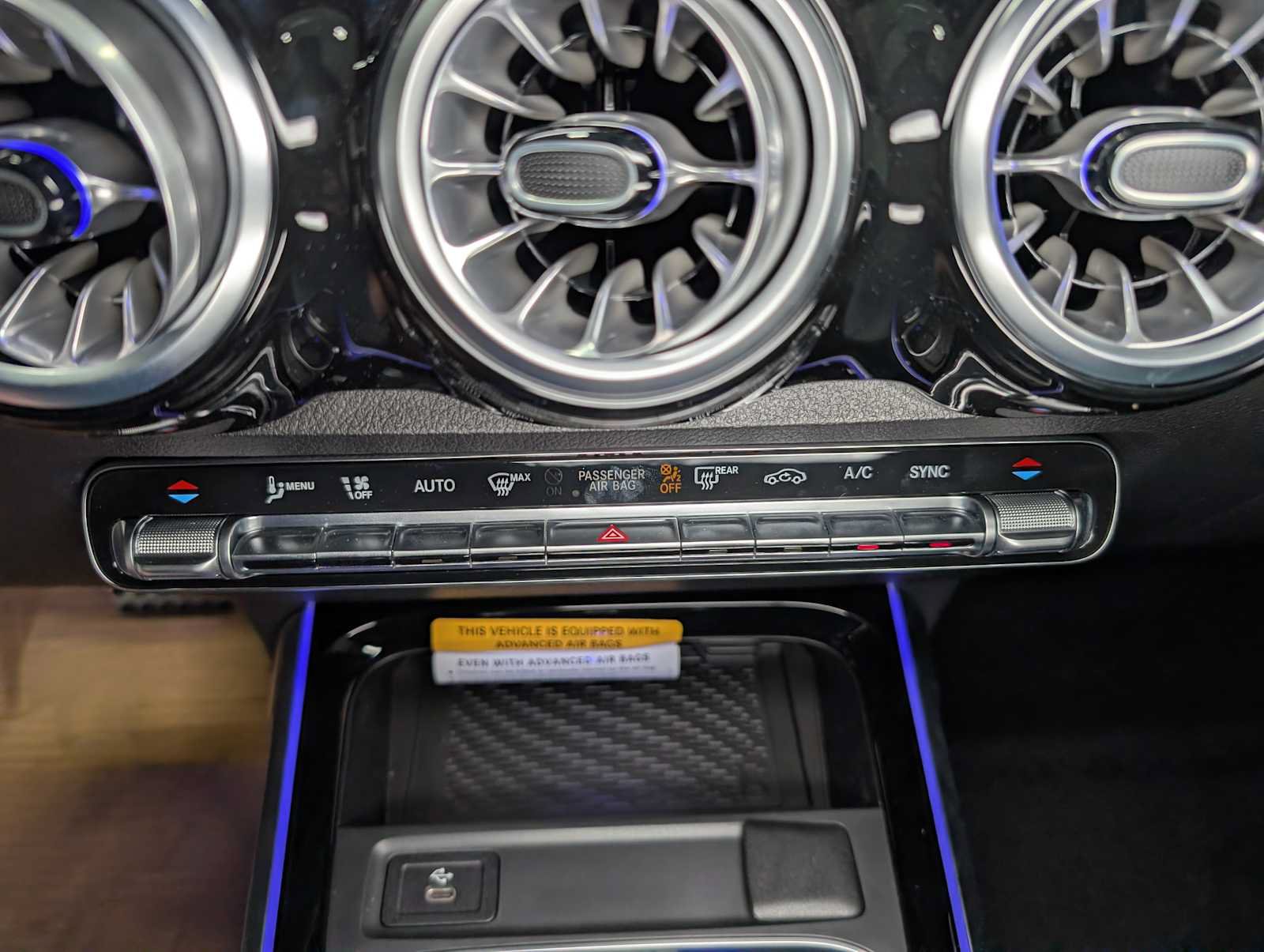 New 2026 Mercedes-Benz GLB 250 4MATIC image 28