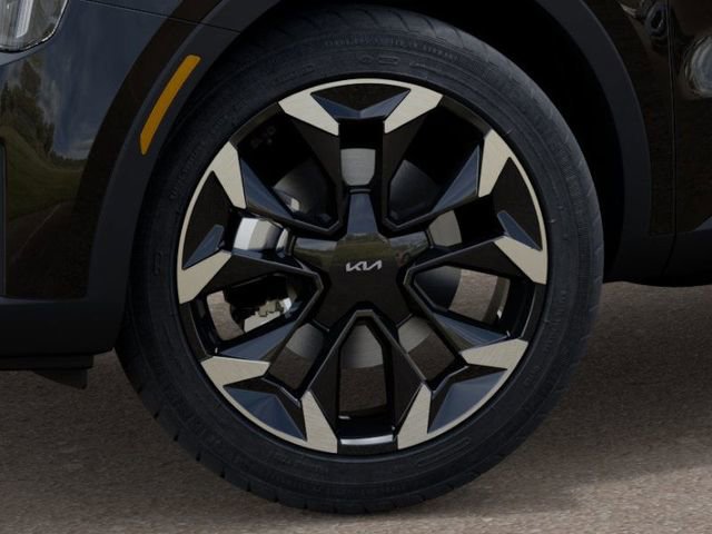 New 2025 Kia Sorento EX FWD image 9