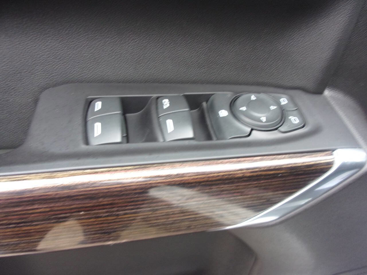 Used 2021 GMC Sierra 1500 SLE AWD/4WD image 11