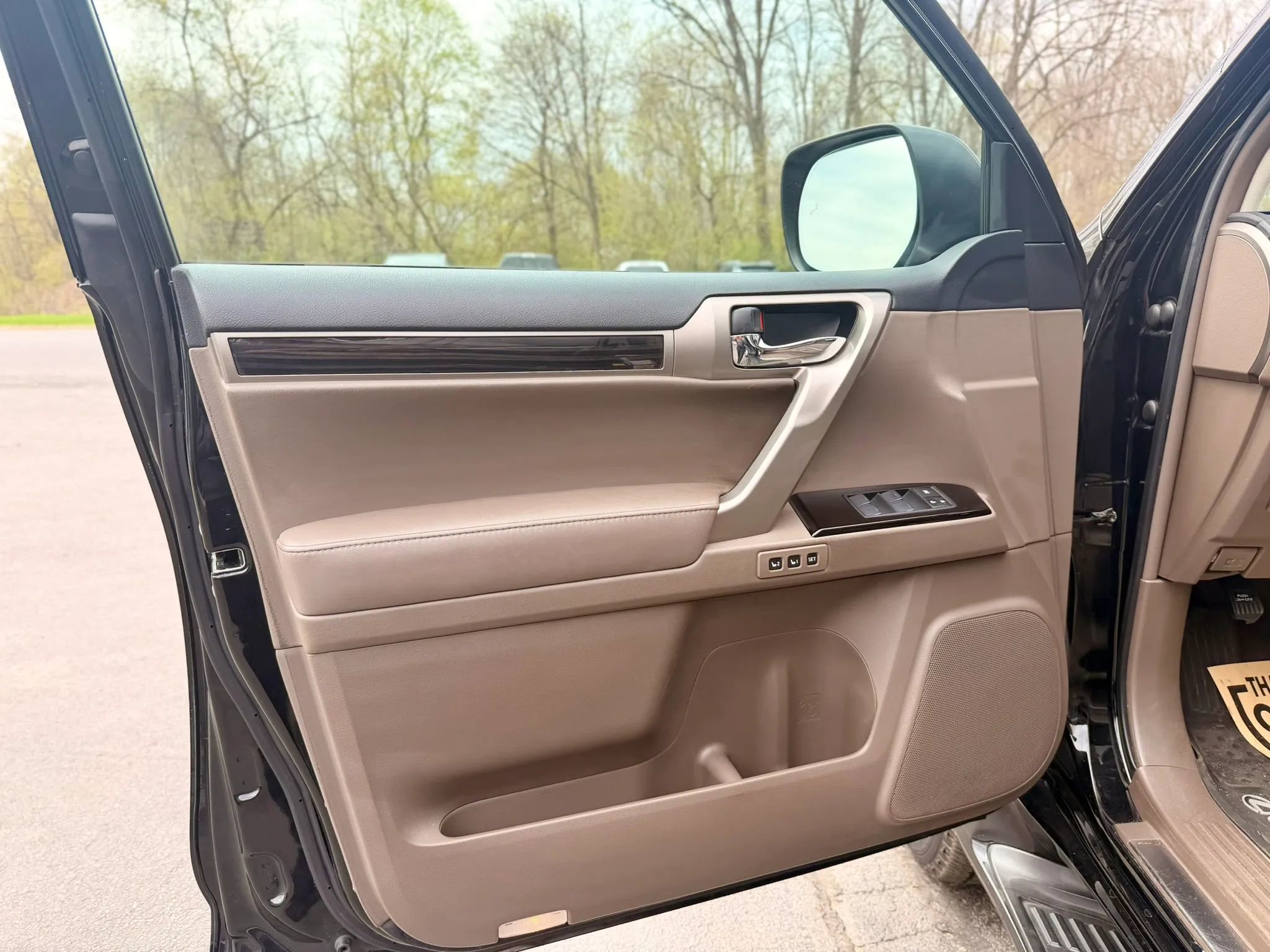 Used 2018 Lexus GX 460 w/ Navigation Package AWD/4WD image 10