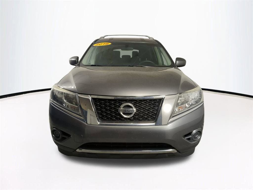 Used 2016 Nissan Pathfinder S image 3
