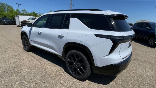 New 2026 Chevrolet Traverse RS w/ LPO, Floor Liner Package AWD/4WD image 8