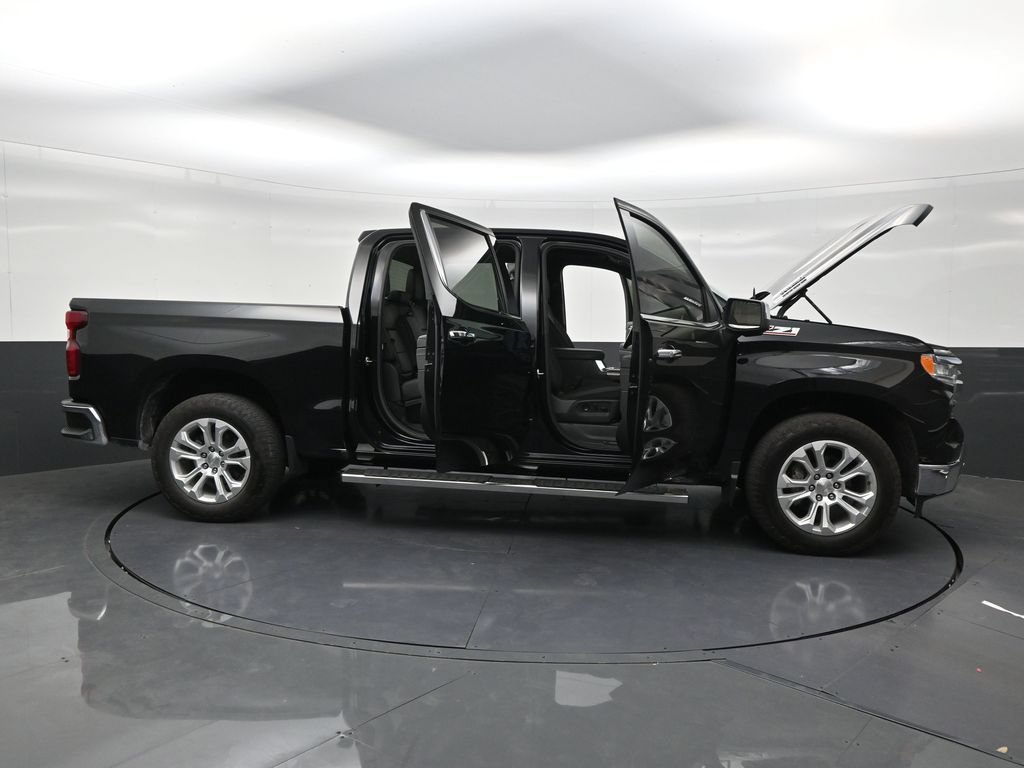 Used 2023 Chevrolet Silverado 1500 LTZ AWD/4WD image 29