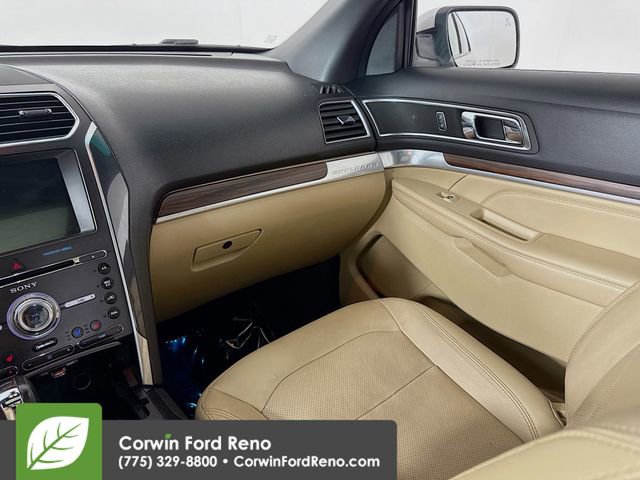 Used 2017 Ford Explorer Limited w/ Equipment Group 301A AWD/4WD image 25