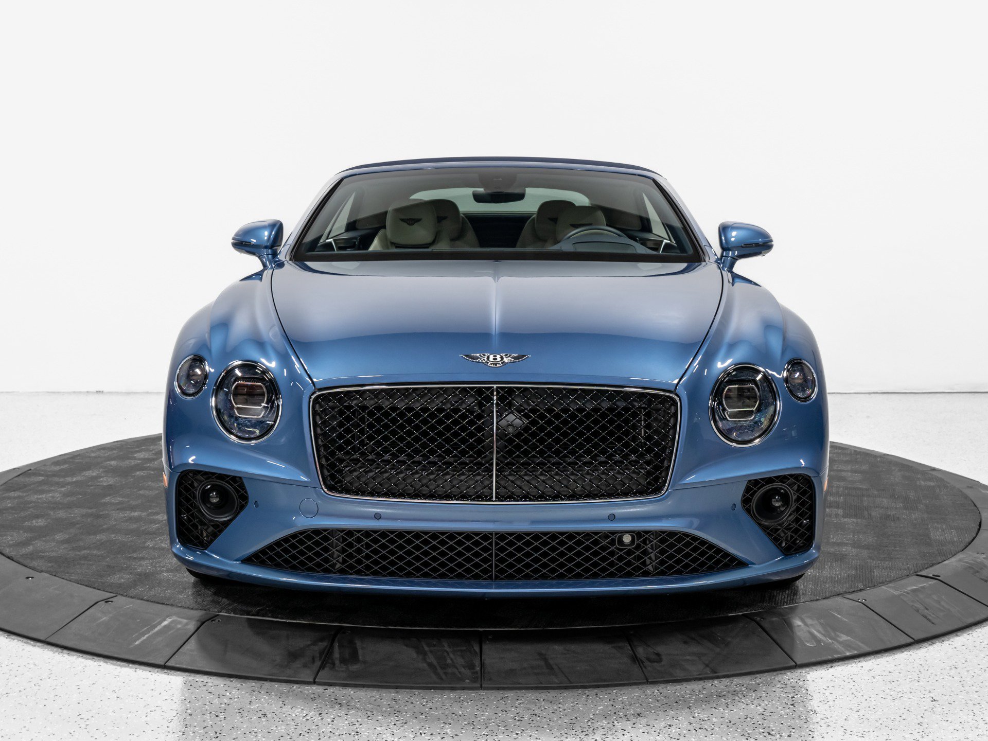 Used 2024 Bentley Continental GT V8 AWD/4WD image 21