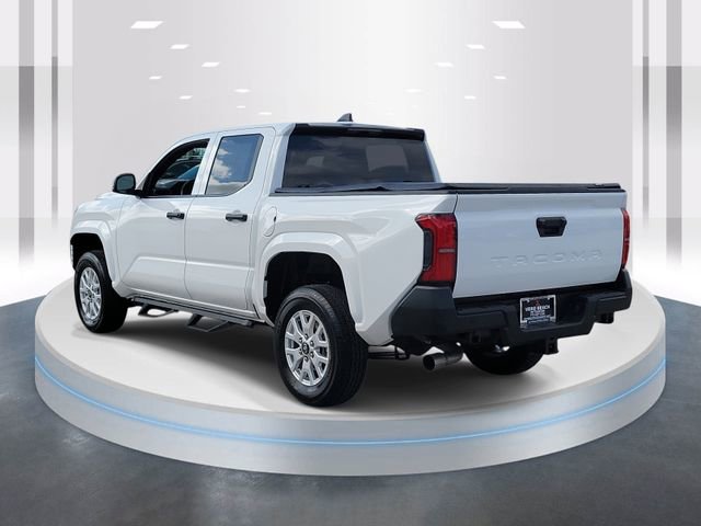 Used 2025 Toyota Tacoma SR image 4