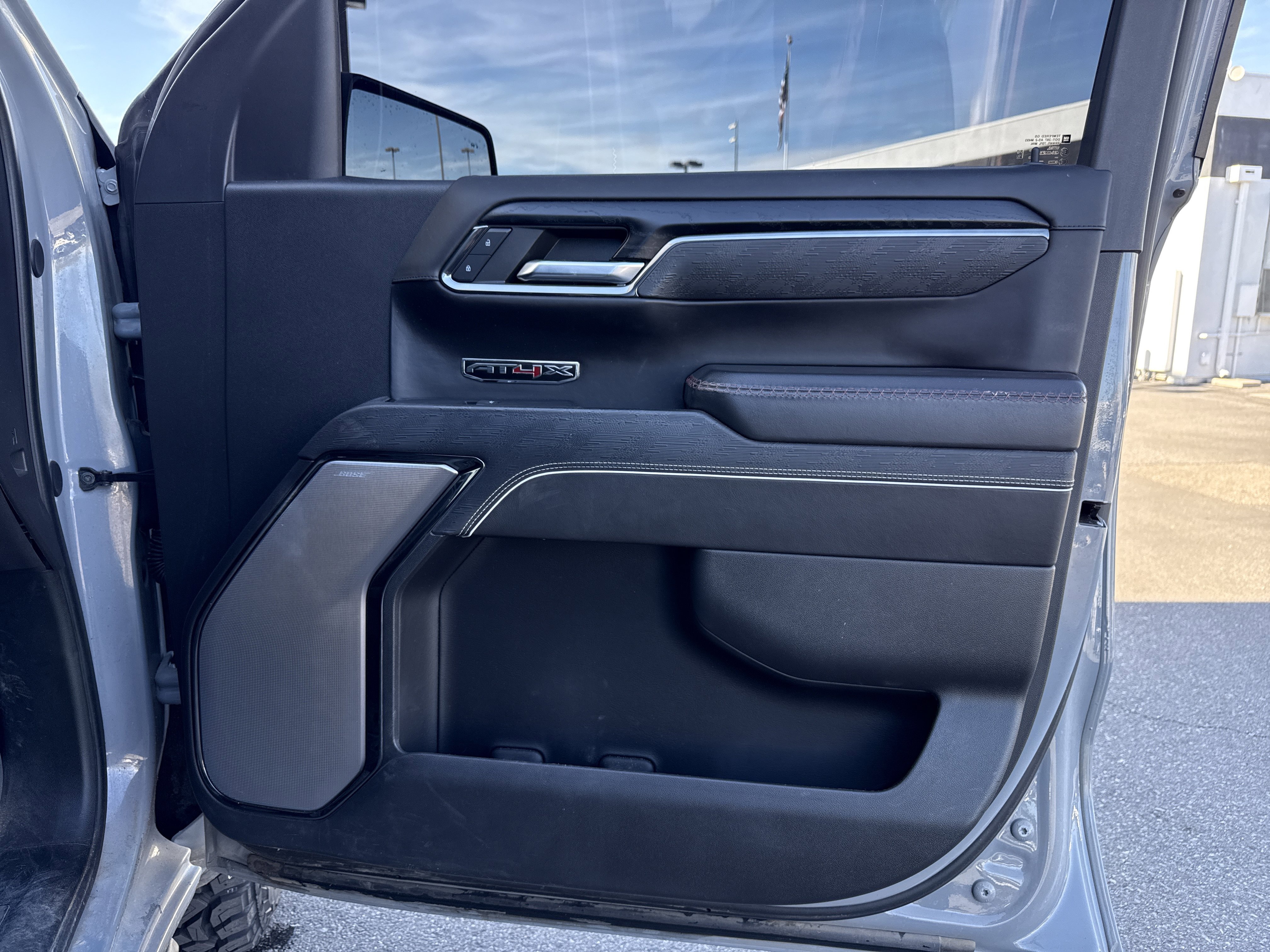 Used 2024 GMC Sierra 1500 AT4X image 41