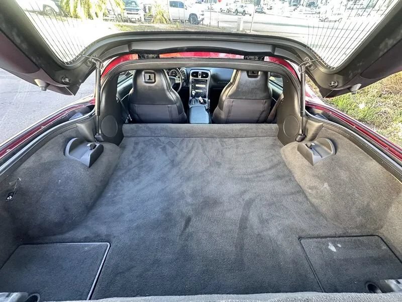 Used 2006 Chevrolet Corvette Coupe w/ Preferred Equipment Group RWD image 27