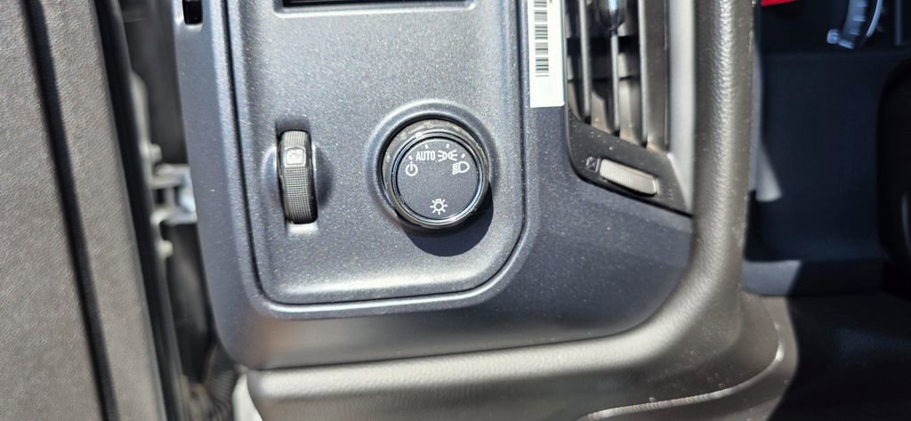 Used 2018 Chevrolet Silverado 1500 W/T w/ WT Fleet Convenience Package RWD image 19