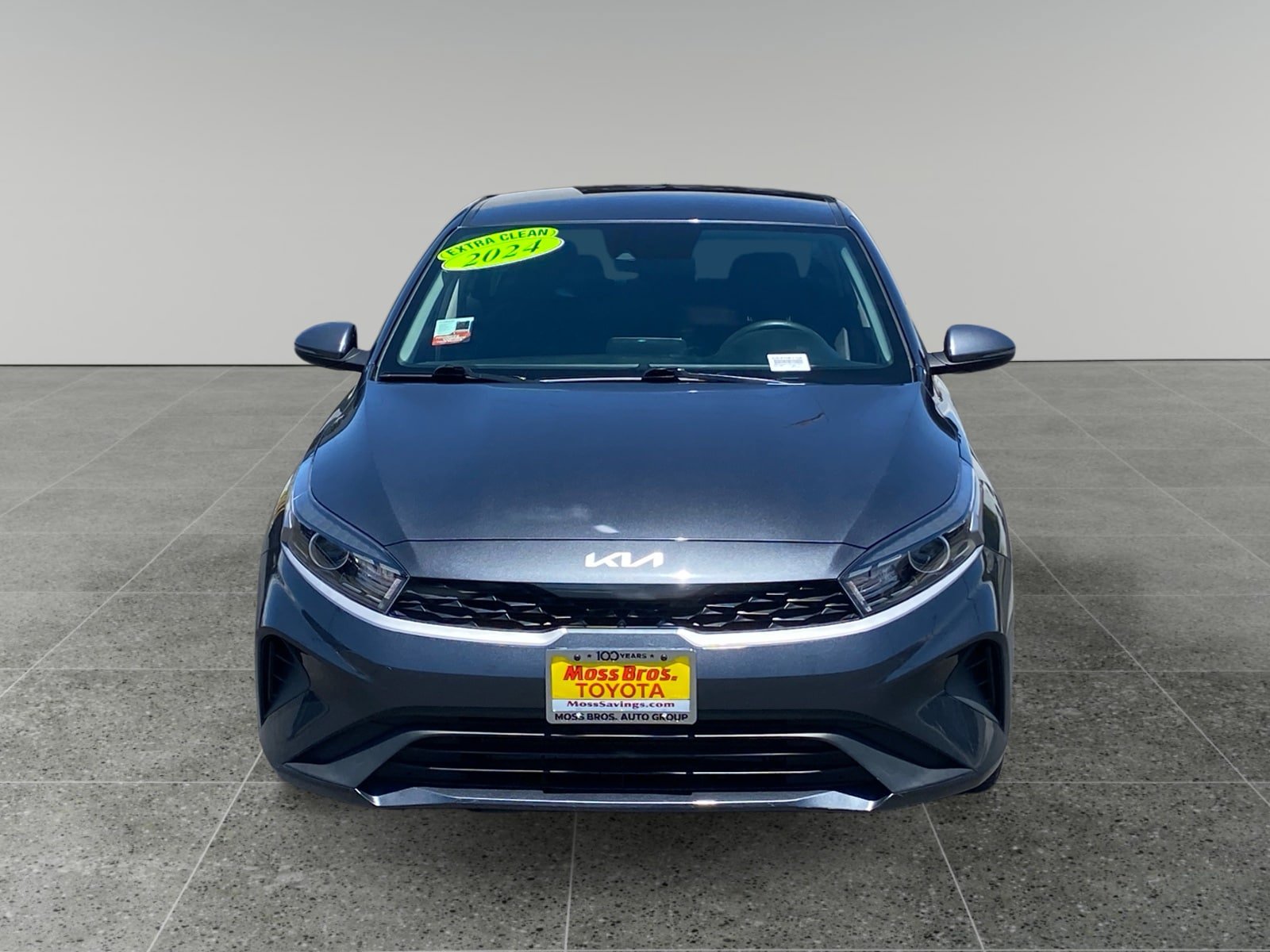 Used 2024 Kia Forte LXS w/ LXS Technology Package FWD image 8