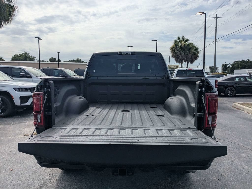 New 2026 RAM 2500 Limited AWD/4WD image 12