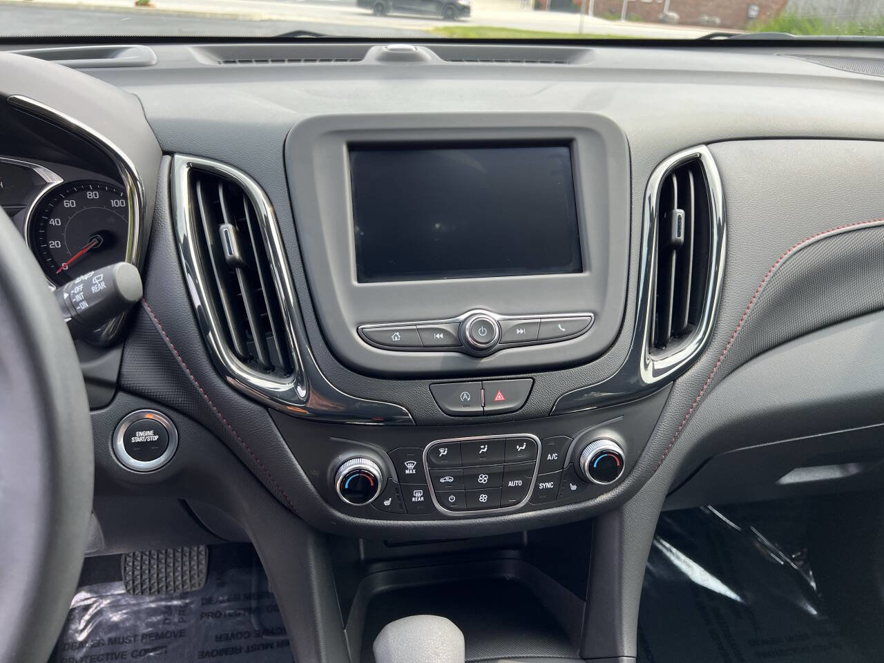 Used 2022 Chevrolet Equinox RS image 16