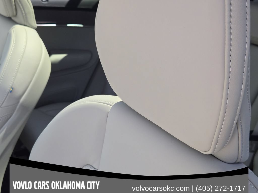Used 2026 Volvo XC90 B6 Ultra w/ Protection Package AWD/4WD image 16