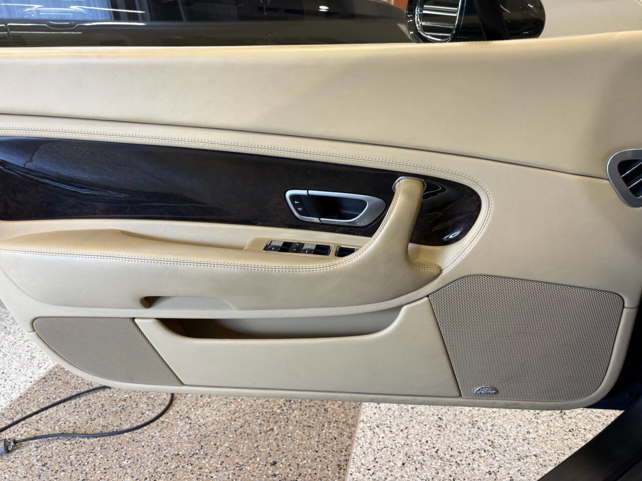 Used 2009 Bentley Continental GTC AWD/4WD image 34