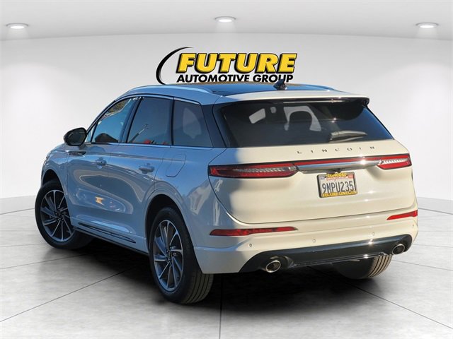 Certified 2022 Lincoln Corsair Grand Touring image 6