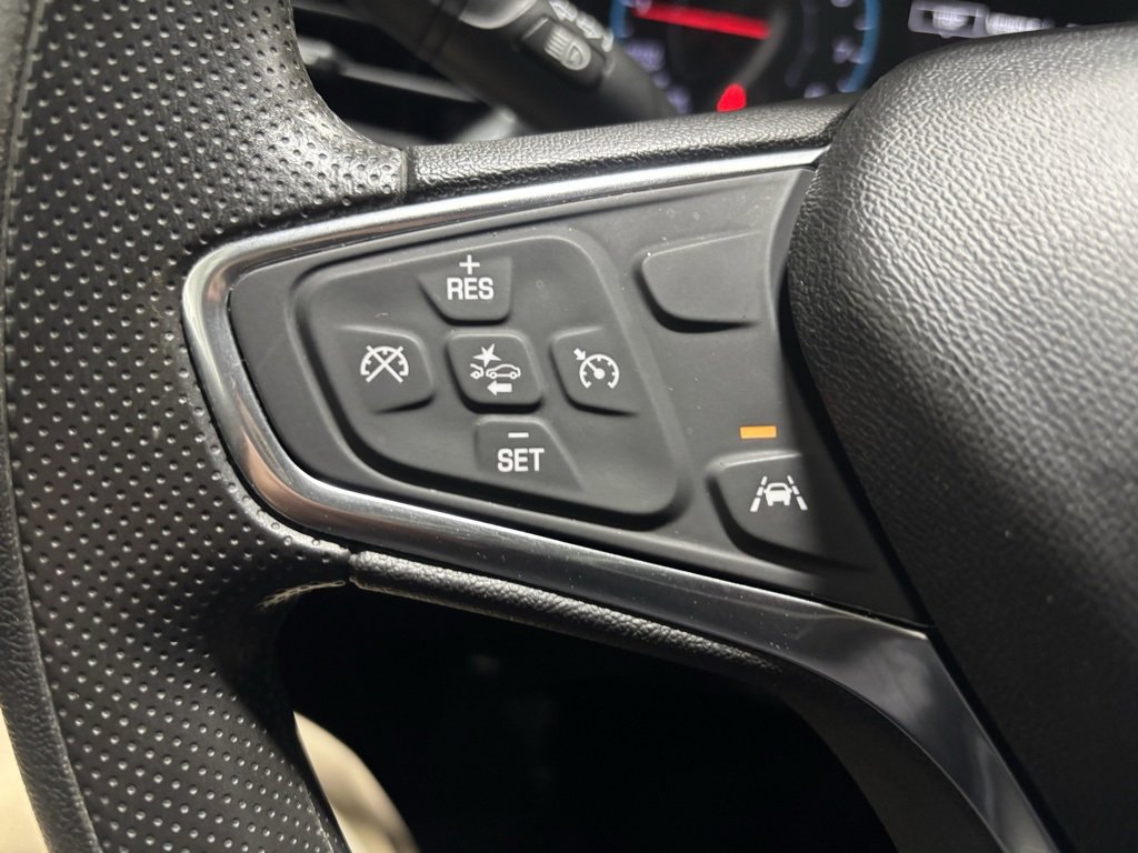 Used 2020 Chevrolet Equinox LS image 19