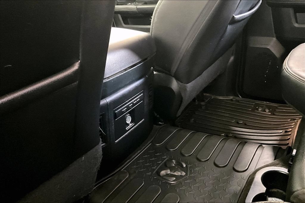 Used 2017 RAM 1500 Sport w/ Black Ram 1500 Sport Group AWD/4WD image 11