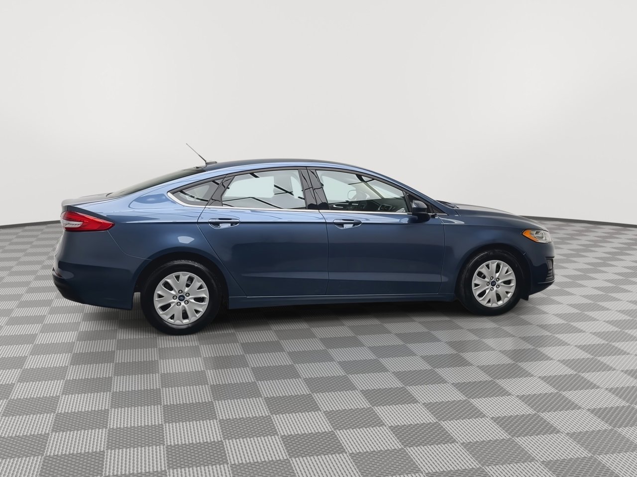 Certified 2019 Ford Fusion S FWD image 32