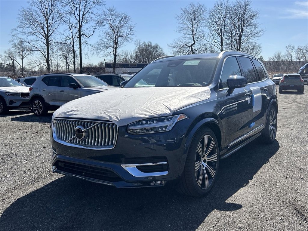 New 2025 Volvo XC90 B6 Ultra image 1