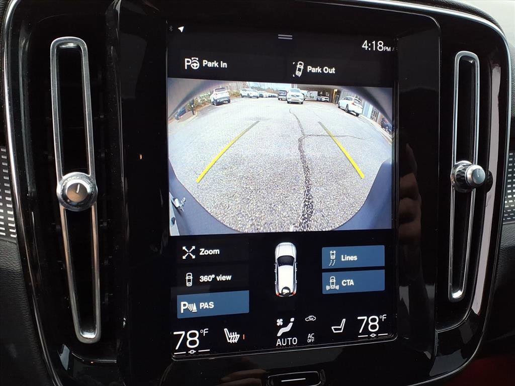 Used 2020 Volvo XC40 T4 R-Design w/ Protection Package Premier image 22