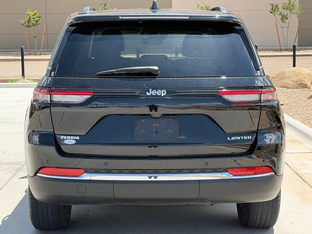 Used 2022 Jeep Grand Cherokee Limited RWD image 7