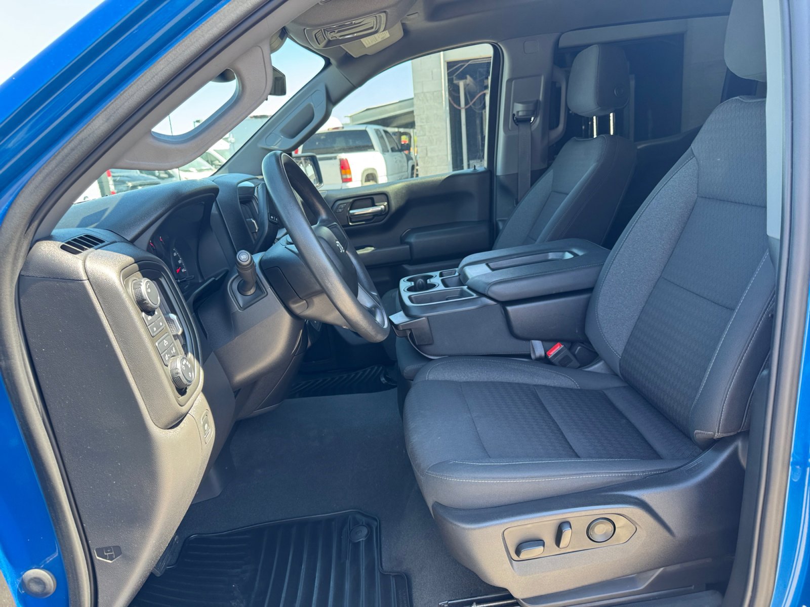 Used 2023 Chevrolet Silverado 1500 Custom Trail Boss AWD/4WD image 10
