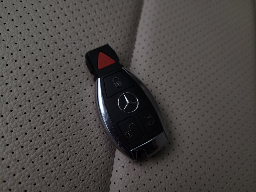 Used 2019 Mercedes-Benz GLC 300 4MATIC image 32
