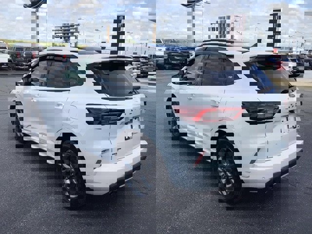Certified 2023 Ford Escape ST-Line w/ Tech Pack #1 image 5
