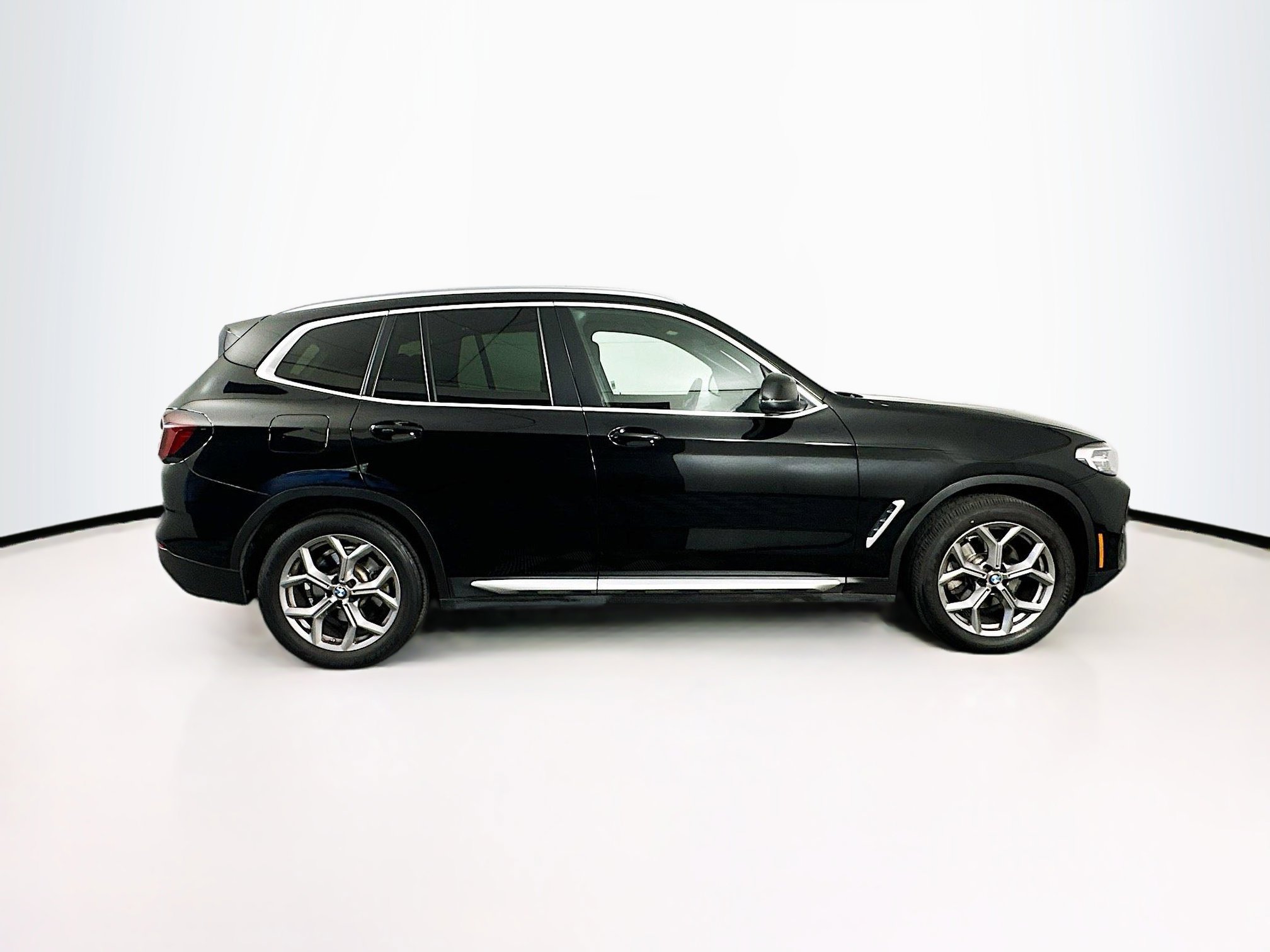 Used 2022 BMW X3 xDrive30i w/ Convenience Package AWD/4WD image 10